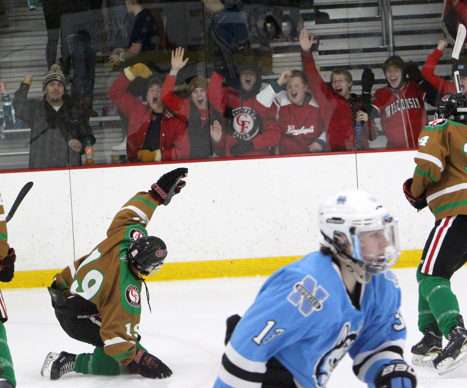 Eau Claire North at Chi-Hi boys hockey 1-8-19